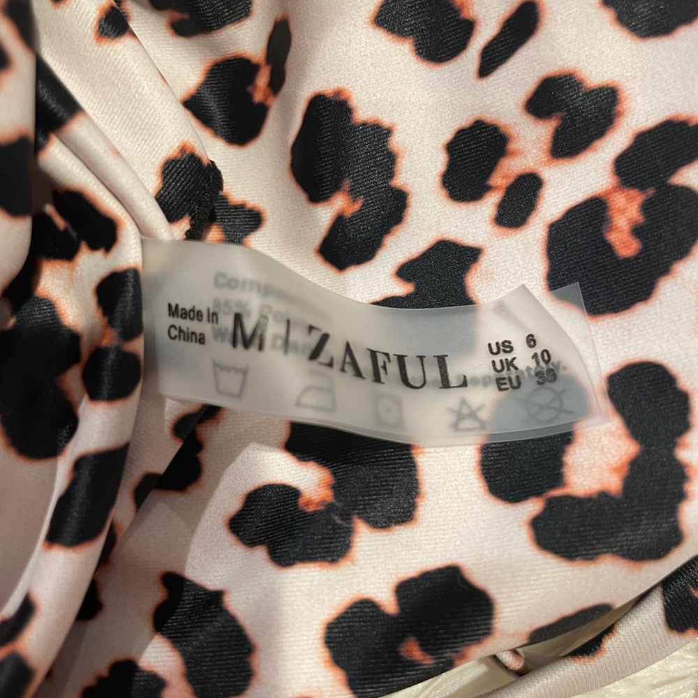 ANIMAL PRINT SWIM TOP - Picture 4 of 4
